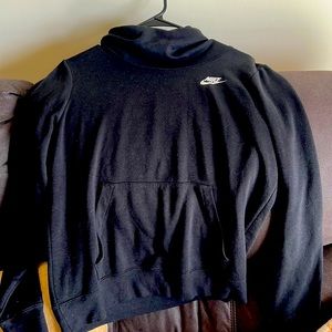 Nike Sweater size Small; doesn’t fit anymore, black